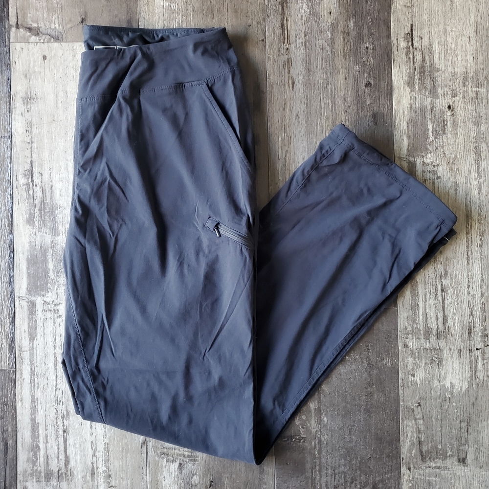 Mountain Hardwear Dynama/2™ pants (Black, 32” inseam)
